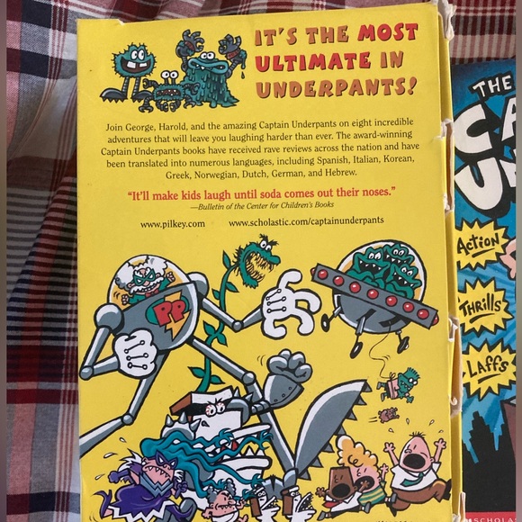 Captain underpants 8 children’s books - Picture 2 of 3